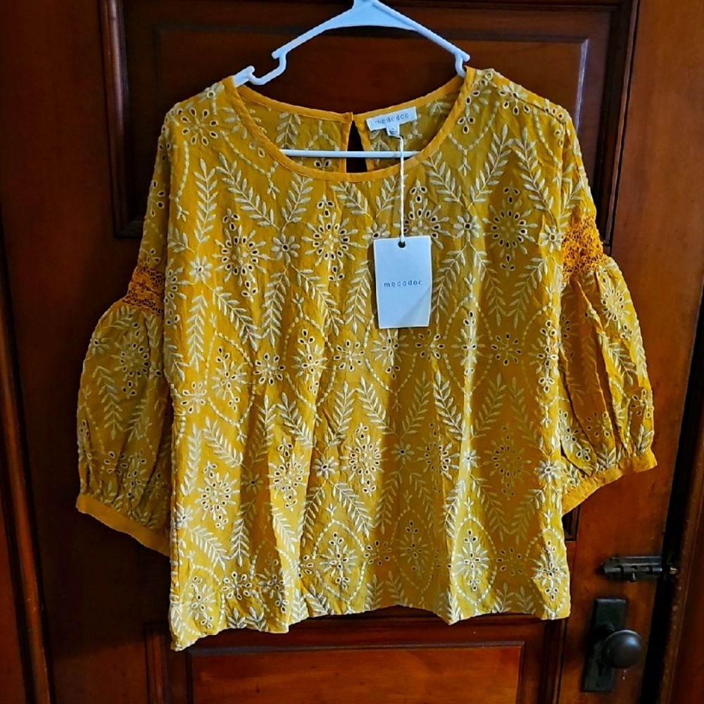 Mododoc Yellow Embroidered Women's Top Sm